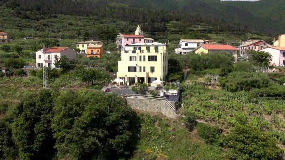 Albergo Luna Di Marzo Volastra Exterior foto